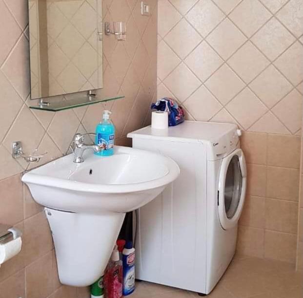 Apartaments Sunny Дуррес Екстер'єр фото